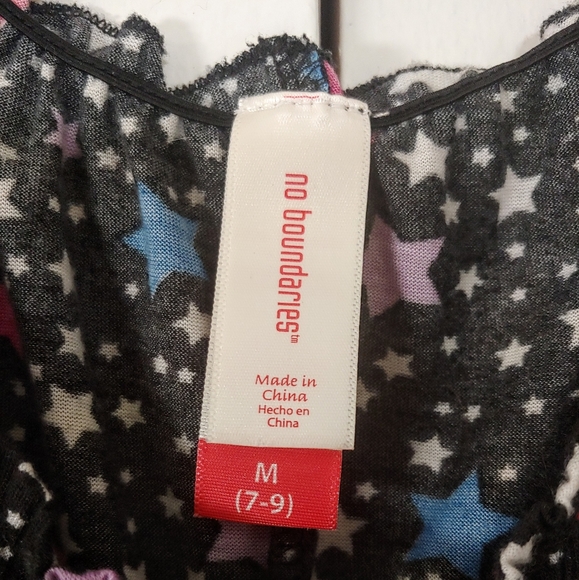 Star Pattern Top - Picture 4 of 7